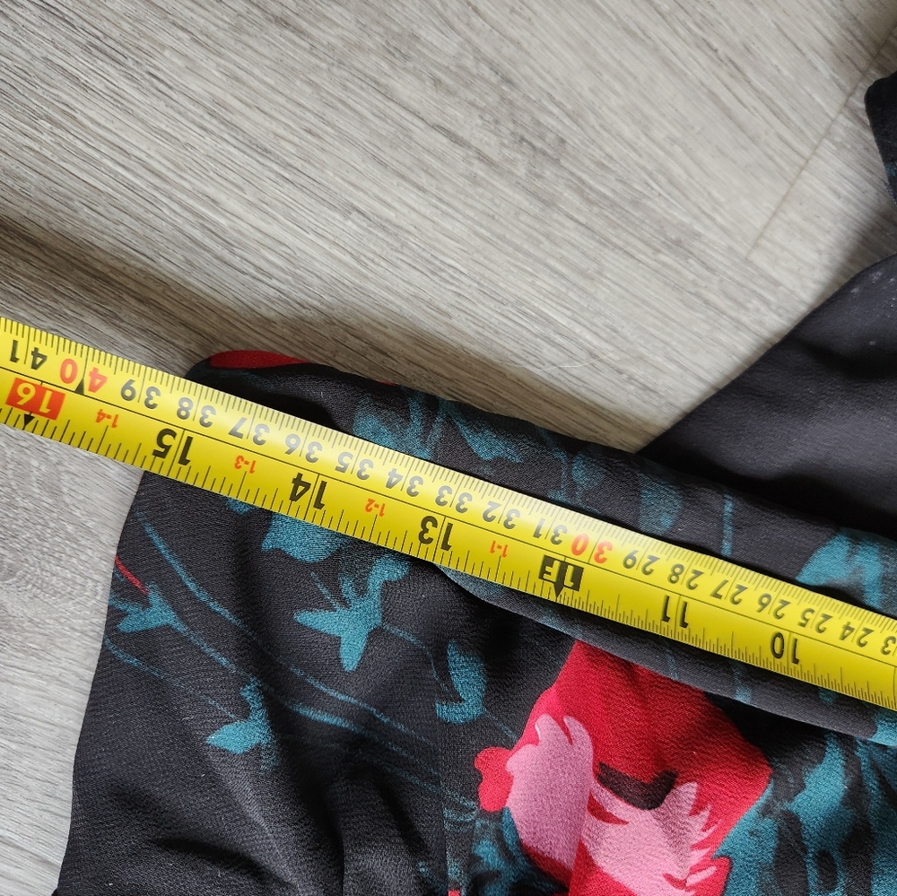 Lulu's Elegant Y2K Vibes Entrance Black Red Floral Print Halter Maxi Dress S - Picture 8 of 12